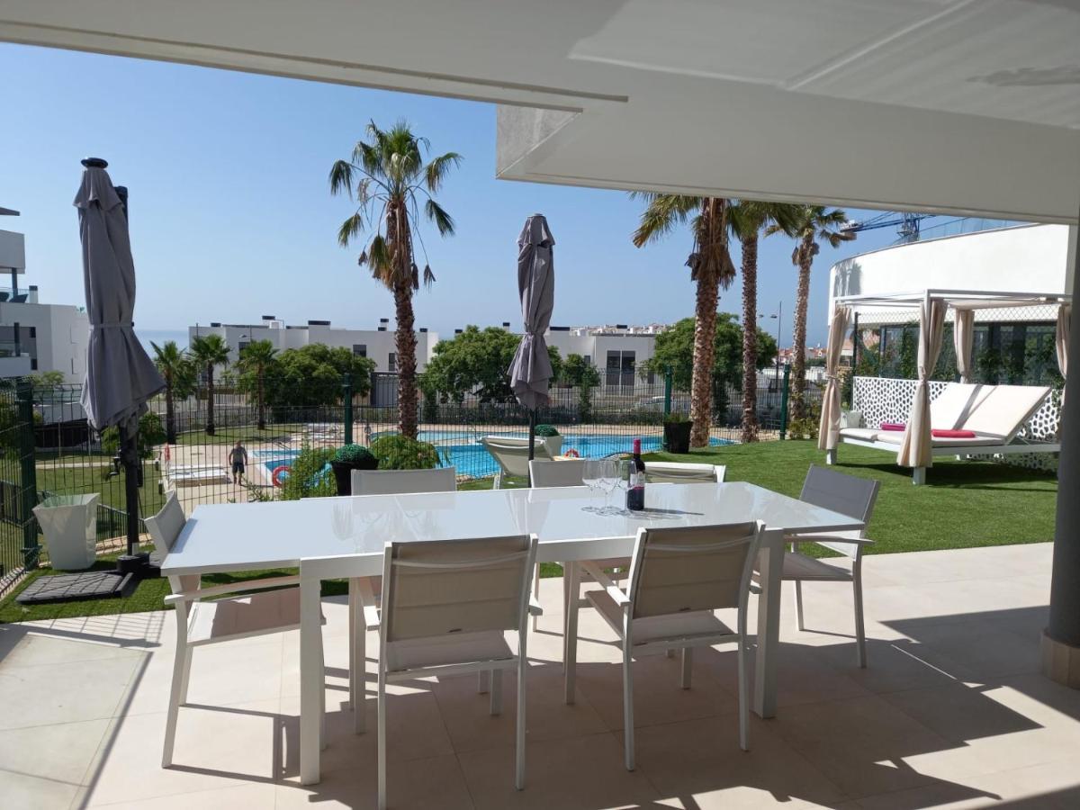 Casa Casu New Stunning 3 Bed Raised Ground Floor & Huge Balcony With Sea Pool & Mountain View Indoor & Outdoor Swimming Pools & Gym Walking Distance To Port Traveller Award 2023 Appartamento *